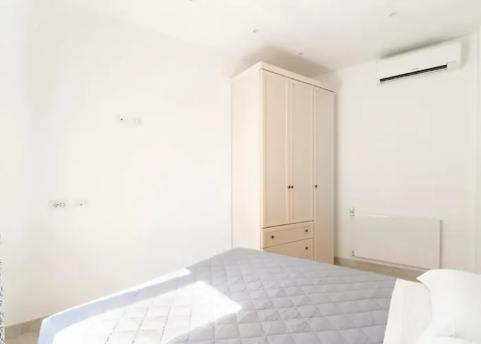 First Floor Ρώμη